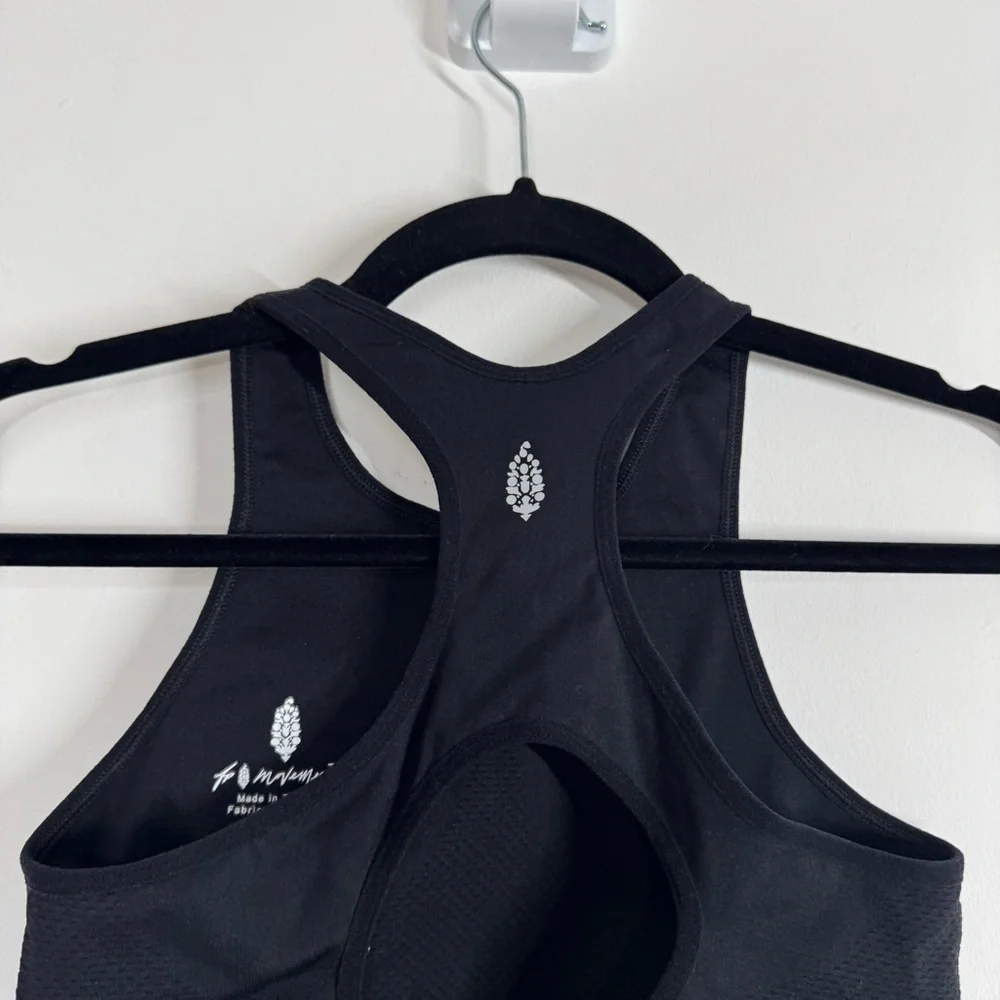 Free People Movement Sports Bra M/L Racerback Cutout Detail